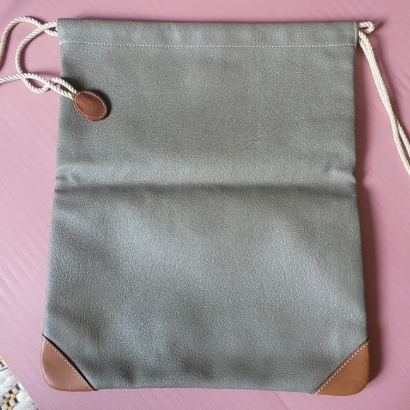 NWOT‎ NEW C.P. Company Drawstring Bag Gray Leather Logo Accent Authentic Quality